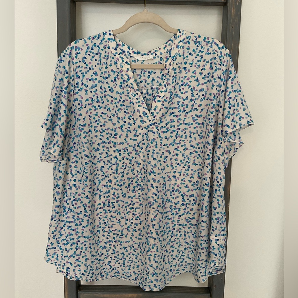 Lush Multicolor Patterned Top. Size 1X